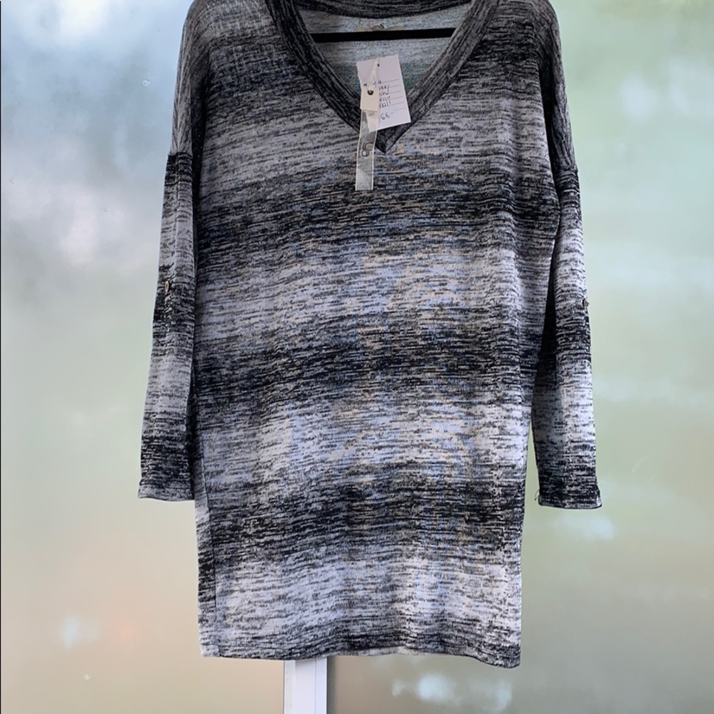 Ya Los Angeles NWT sweater
